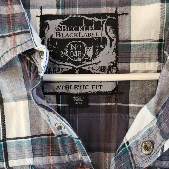 Mens plaid button up size L - Picture 2 of 3